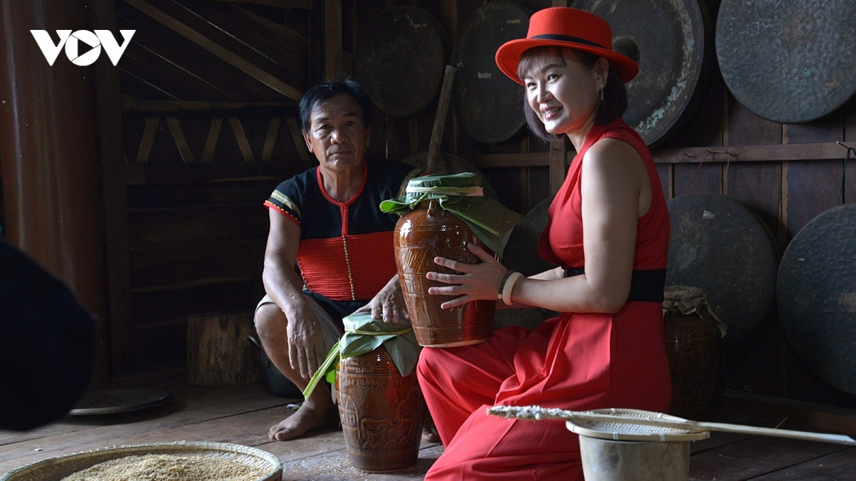 Making Cần wine in the Central Highlands